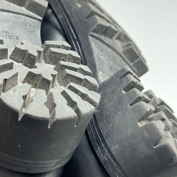 Urban Outfitters Leather Ankle Boots  Black Lace up Size 6 - Picture 9 of 11